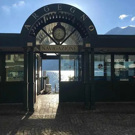 Peroni With Swimming Pool Lägenhet Argegno