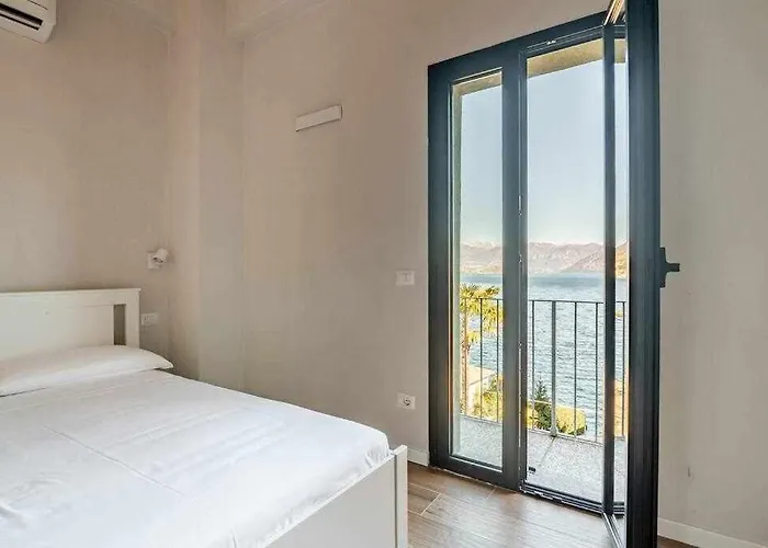 Peroni With Swimming Pool * アルジェーニョ