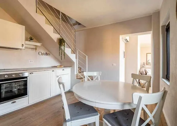 Peroni With Swimming Pool アルジェーニョ