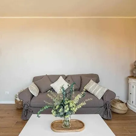 Peroni With Swimming Pool Argegno