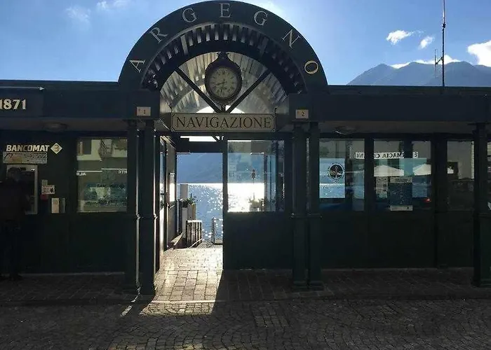 Peroni With Swimming Pool Lägenhet Argegno