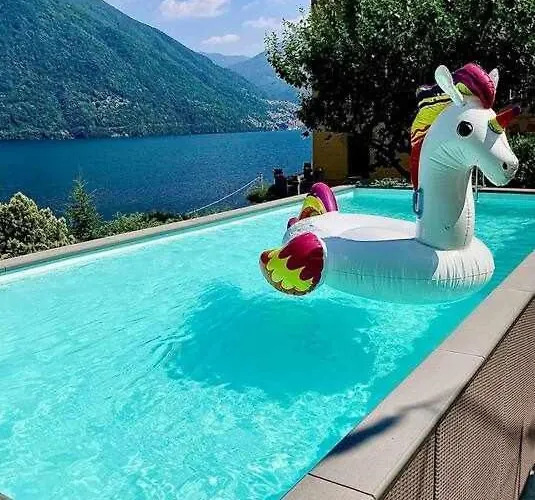 Peroni With Swimming Pool Lägenhet Argegno